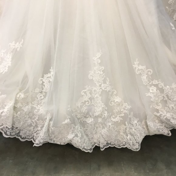 New Sexy BUM Mermaid Mori Lee Wedding Dress, Size 12. Reg $1999 SO FLATTERING! - Picture 6 of 16